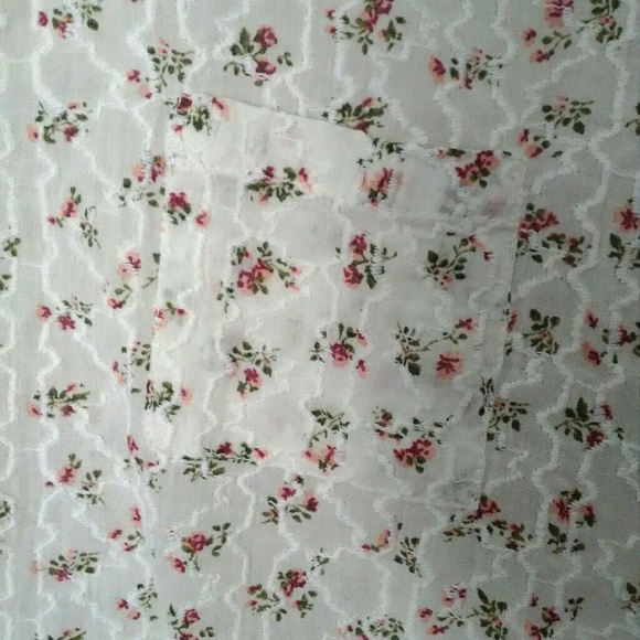 Floral embroidered crop top - Picture 2 of 7